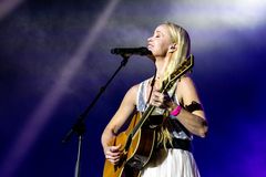 Foto af Tina Dickow til 'Aarhus Forbindelser – Lyden af Festugen gennem 60 år'.