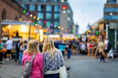 Hundredvis af arrangører skaber sammen med Festugen det mangfoldige program, som tilsammen giver den særlige Aarhus Festuge-stemning