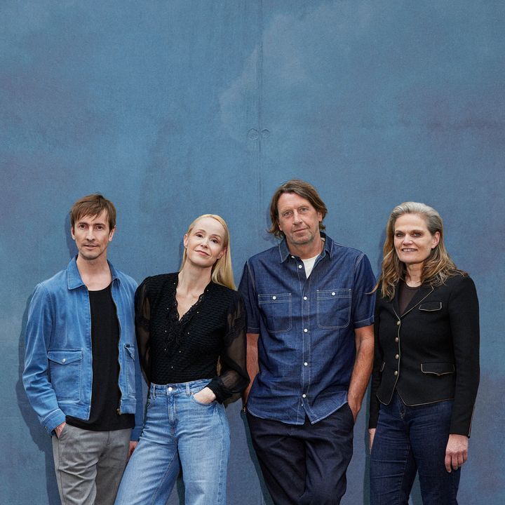 Årets gallaforestilling er en sanselig samtaleforestilling med Anders Agger, Tina Dickow, Helgi Jónsson og Sørine Gotfredsen.