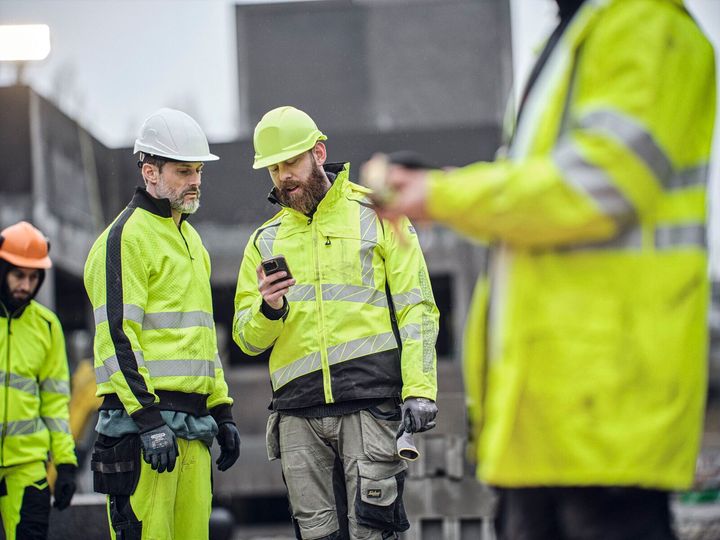 Håndværkere og rådgivere kan med STARKs KlimaLog få et overblik over byggematerialernes pris, klimaaftryk og alternativer - allerede i tilbudsfasen.