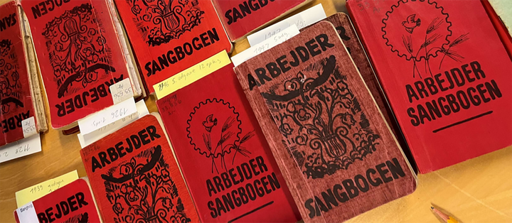 Alting begynder med en sang – Arbejdersangbogen 100 år.