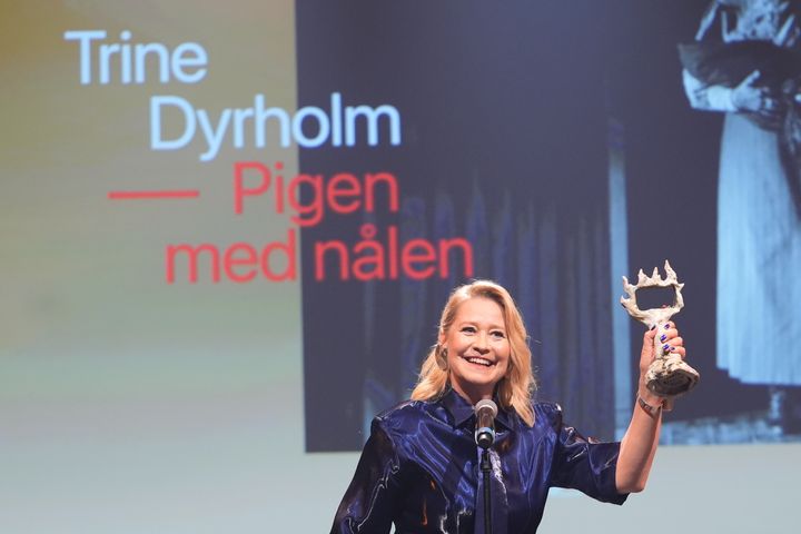 Trine Dyrholm modtager prisen "Bedste birolle - film"