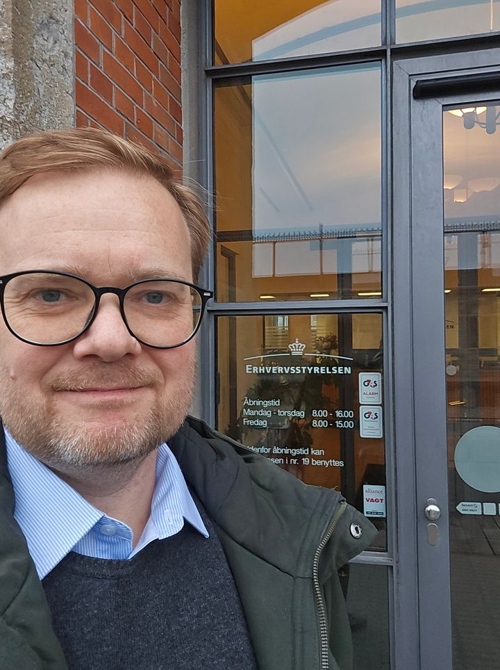 Kåre Bo Rasmussen er en af flere medarbejdere hos Digisense, som tidligere har arbejdet for Erhvervsstyrelsen. Han er dermed med til at gøre virksomheden førende inden for rådgivning både til virksomheder med registrerede og ikke-registrerede bogføringssystemer.