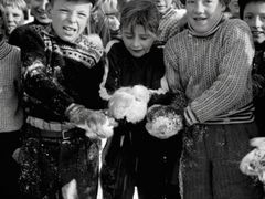 Still fra 'Et skoleår på Guldborgland centralskole' (1958)