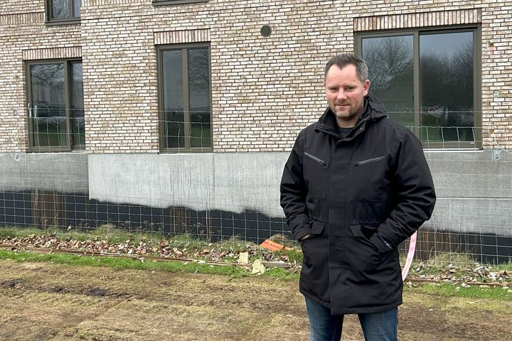 René Fabricius Mortensen på byggepladsen Gug. Hvor Dansk Boligbyg opfører 51 boliger.