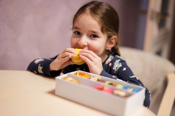 Mange snacks og mellemmåltider, som børn får med i madkassen, er rene sukkerfælder.