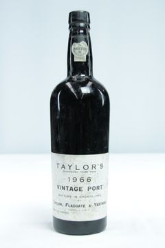 Taylor's Vintage Port, 1966. Oporto Portugal, portvin, lot 289