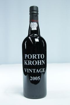 2 flasker Porto Krohn, 2005. Vintage, portvin, Portugal, Lot 322