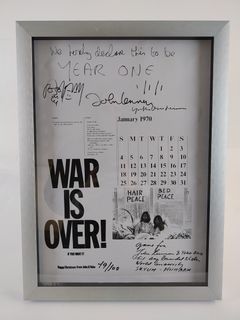 John Lennon og Yoko Ono er kendt for deres aktive deltagelse i fredsbevægelsen. "War is Over! If You Want It"
