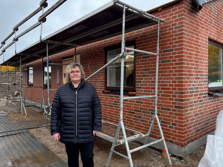 Bente Smedegaard er en af de beboere på Toften, der får bygget et helt nyt hus.
