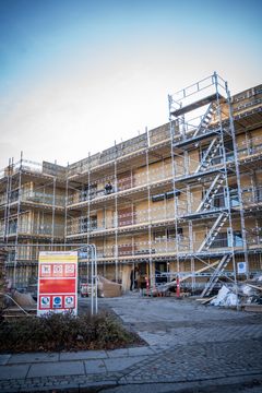 De slidte 1960’er-byggerier gennemgår en total forvandling, der sker fra 2025 til 2027. Foto: Mikkel Weje Nielsen