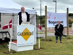 Formand for Boligkontoret Danmark, Bo Langendorff, ved 1. spadestik den 9. juni. Foto: Boligkontoret Danmark