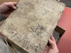Skibene førte logbøger og skibsjournaler på deres rejser og skulle registrere alt betydningsfuldt, der foregik om bord.