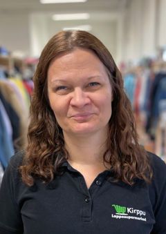 Butikschef Janne Skovsen glæder sig til en festlig dag.