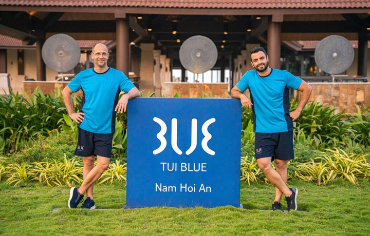 Lars Löwe og Armin Kanani guider dig igennem træningssessionerne fra det splinternye hotel, TUI Blue Nam Hoi i Vietnam.