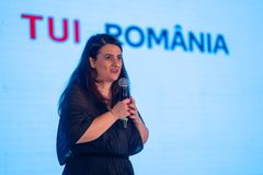 Andreea Petrisor, adm. direktør for TUI Rumænien, under lanceringseventet med branchepartnere i Bukarest torsdag aften.