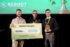 REBOOT Awards hylder virksomheder, der med visionære og bæredygtige løsninger inspirerer til grøn omstilling og skaber værdi for fremtiden. Clevertrack vandt Klimaprisen og imponerede med deres datadrevne platform til flådestyring, der hjælper virksomheder med at reducere CO2-udledning og skabe bæredygtige besparelser.