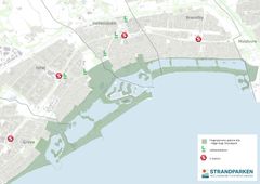 Kort over Køge Bugt Strandpark, der viser kyststrækningen og de fem kommuner: Hvidovre, Brøndby, Vallensbæk, Ishøj og Greve. Lokationer af S-toge og motorveje er markeret.