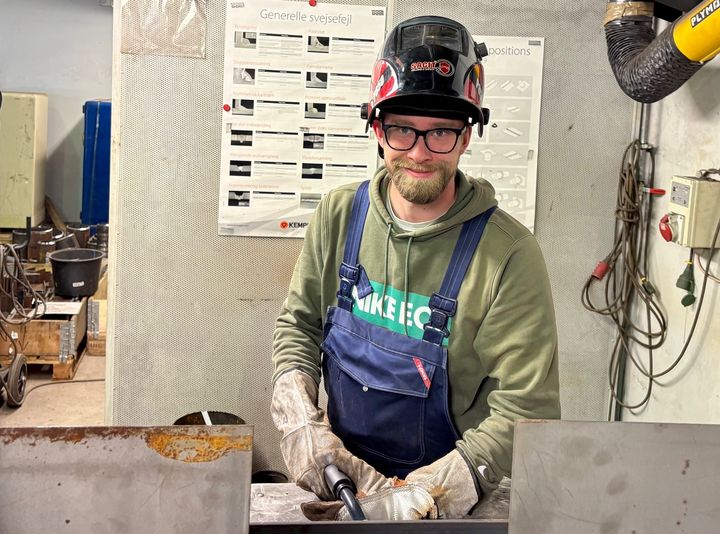 Mikkel har landet drømmejobbet som voksenlærling hos Nordisk Staal A/S.