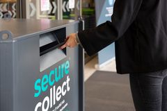 Elgiganten modtager alle typer dataholdig elektronik i Secure Collect-containere i alle 49 varehuse. Foto: Elgiganten