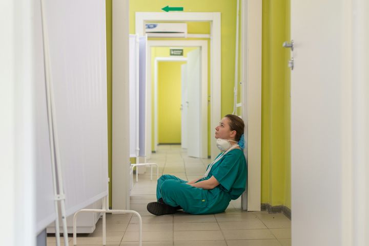 Forskere sætter fokus på psykisk arbejdsmiljø på regionale arbejdspladser som fx hospitaler. Foto: Unsplash.com