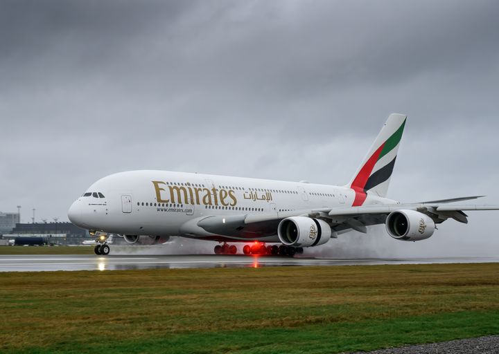 Onsdag d. 1. januar 2025 satte Emirates' A380'er igen dækkene i landingsbanen i Københavns Lufthavn. Foto: Claus Andersen.