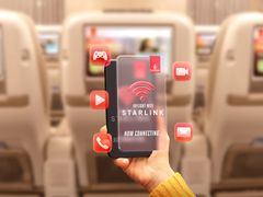 Med Starlink Wi-Fi får Emirates-passagerer gratis, superhurtigt internet på alle kabiner og ruter.