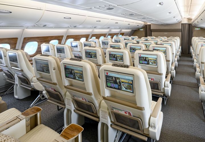 Premium Economy i de nyligt ombyggede A380-fly – konverteret fra to klasser til tre klasser.
