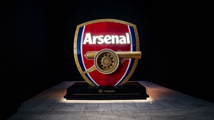 Aircrafted Arsenal-våbenskjold