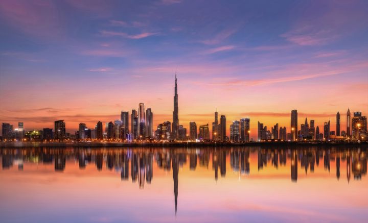 Dubais skyline med byens karakteristiske skyskrabere.