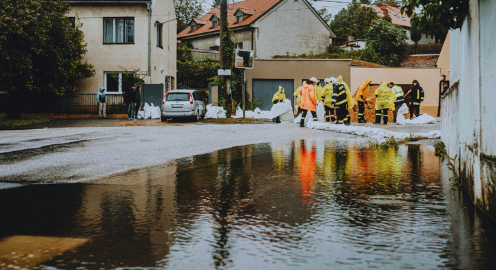 "Et flertal af danskerne mener, at vores forbrug bliver nødt til at se markant anderledes ud for at nå vores klimamål," siger Andrea Veggerby Lind.