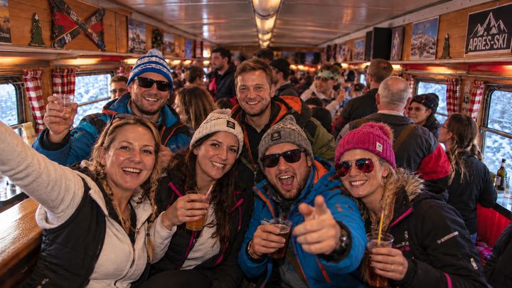 A party atmosphere during the 'Mountain Hut Weeks' on the Urlaubs-Express ski train