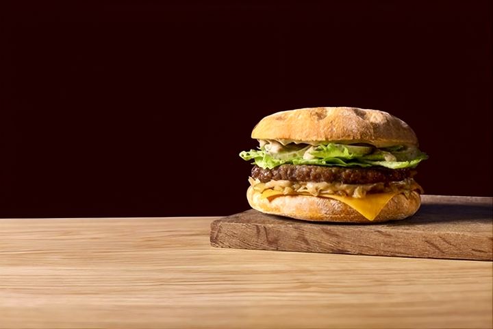 Heart & Beef burger kommer på menuen onsdag den 25. marts