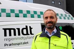 Det er spændende at få afklaret, hvordan eldrevne køretøjer passer ind i de præhospitale funktioner, siger Jan Kjær Madsen, ambulancechef i Præhospitalet. Foto: Præhospitalet, Region Midtjylland.