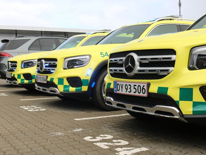 Borgerne kan føle sig trygge med hjælpen fra Lægevagtens Natberedskab, hvor erfarne sygeplejersker, paramedicinere og læger arbejder tæt sammen om at hjælpe midtjyske borgere, der ringer efter hjælp på tlf. 7011 3131 om natten.