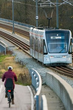 Region Midtjylland investerer i nye letbanetog og bidrager til flere afgange og bedre forbindelser for borgere i hele Østjylland.