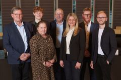 Fra venstre: Michael Maaløe (S), Jakob Fuglsang Andersen (SF), Vivi Altenburg  (Æ), Per Møller Jensen (S), Maibritt Birkholm (DF)  Bent B. Graversen (V) Philip Vivet (B)