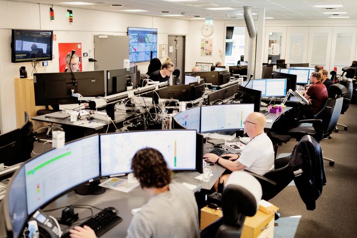 I Præhospitalets AMK-vagtcentral kan borgere, der kontakter lægevagten, få hjælp fra sundhedsfaglige medarbejdere med psykiatrisk erfaring.