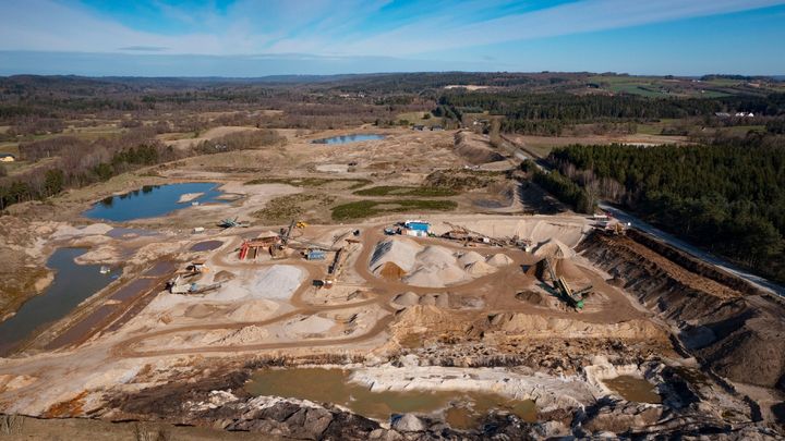 Vi bruger hvert år enorme mængder af sand, grus og sten, men reserverne er ikke uendelige. Derfor er der brug for mere genbrug og smartere udnyttelse af ressourcerne.