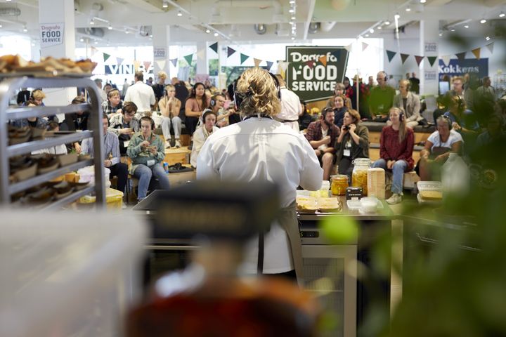 Dagrofa Foodservice har i 2023 skruet gevaldigt op for mængden af kulinarisk inspiration til kunderne gennem workshops og masterclasses – f.eks. på virksomhedens egen messe ’Casual Dining’.