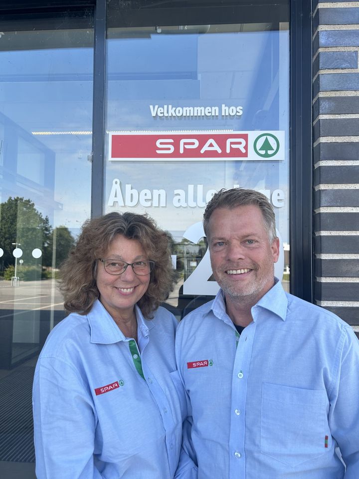 Kim og Diana Thorning åbner SPAR i Helsingør den 19. september.