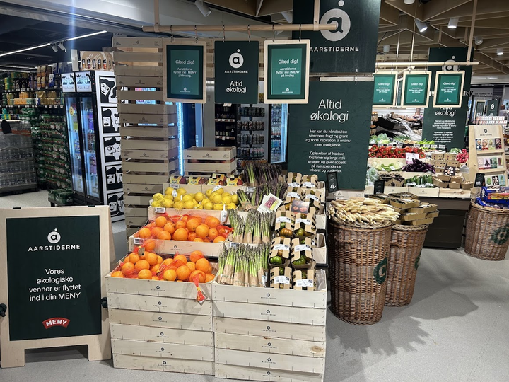 Aarstiderne rykker nu ind i flere MENY-butikker i københavnsområdet, Aarhus og Kolding. Foto er fra Borups Alle på Frederiksberg, hvor Aarstiderne allerede er rykket ind.