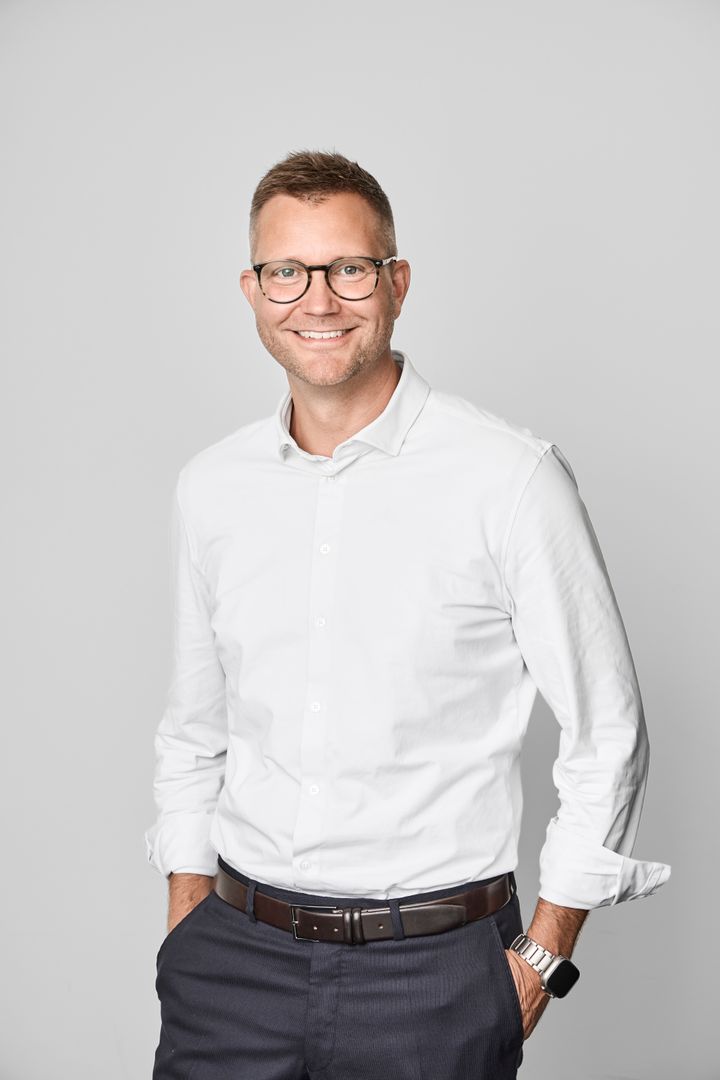 Det er et vigtigt skridt for Dagrofa. Gennem EMD Retail Group får vi adgang til ny viden, partnerskaber og internationale koncepter, som vi kan bringe ind på det danske marked," siger Jesper Bjerring om Dagrofas nye tiltag.