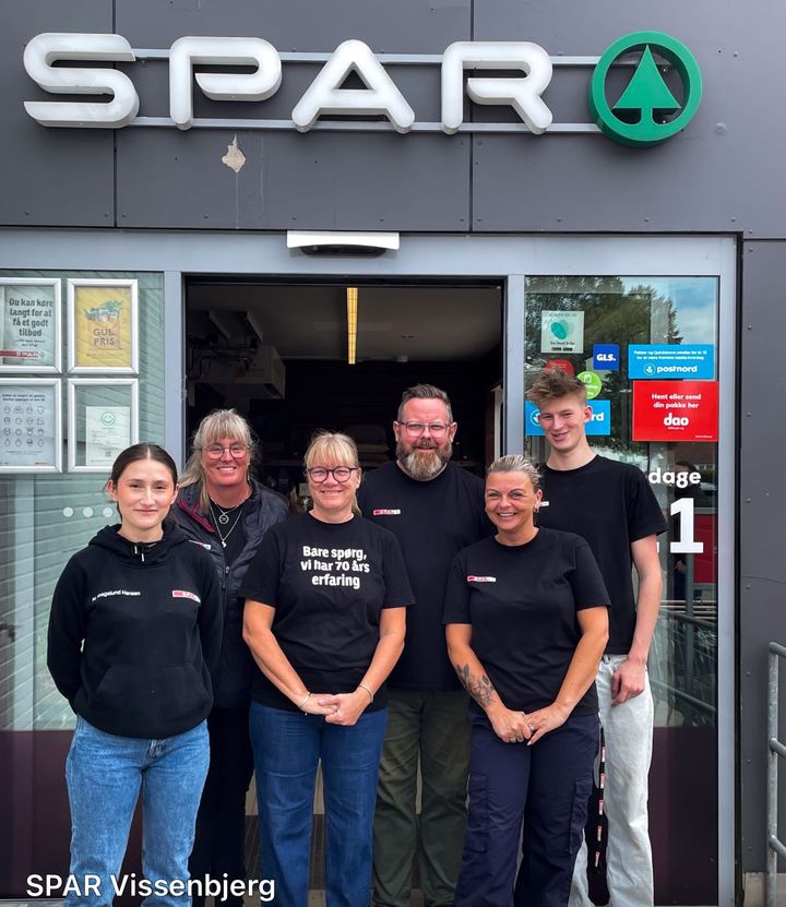 Morten Andersen og hans personale glæder sig til at møde byens lokale, når de inviterer til Nærdemokrati forud for kommunalvalget.