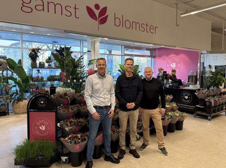 MENY indgår stort samarbejde med Gamst Blomster. Gamst Blomster findes allerede i 15 af MENY-kædens butikker, og målet er 8-10 mere over de kommende år.