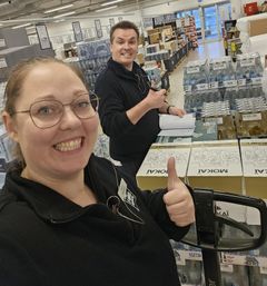 Black Friday blev markeret i alle 30 Cash & Carry-butikker på tværs af landet, og de lokale spisesteder benyttede sig i høj grad af de nedsatte priser på bl.a. ost, kød og drikkevarer.