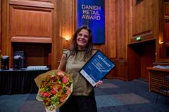 Mette Fugl fra Veflinge på Nordfyn har vundet Danish Retail Award for sin særlige indsats i Min Købmand Veflinge, der er blevet den lille bys store samlingspunkt og en landsbybutik i fremgang.