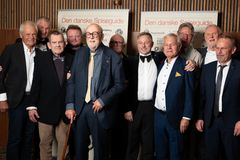 De tilstedeværende medlemmer af Den danske Spiseguides Hall of Fame blev hyldet. For at blive optaget skal man have ydet et markant bidrag til den danske gastronomi.