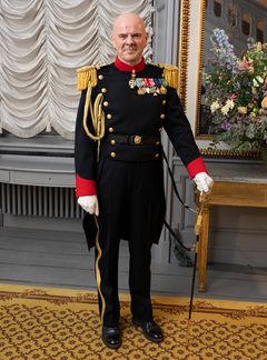 Jagtkaptajn, chef for Kongeskibet Dannebrog, kommandør Peter Stamp ankommer til Nytårskur og -taffel i Christian VII's Palæ på Amalienborg i København, søndag den 1. januar 2023. Foto: Claus Bech/Ritzau Scanpix