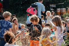 Mere end 30 aktiviteter, koncerter og filmvisninger venter børn og familier, når Kongens Have og Cinemateket danner ramme om en ny, gratis festivaldag for børn lørdag 19. september, kl. 10.00 – 16.00.